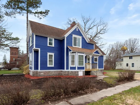 125 E Delaware St, Decatur, MI 49045