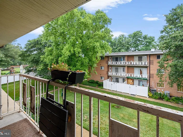 5605 Franconia Rd #301 — Photo 13