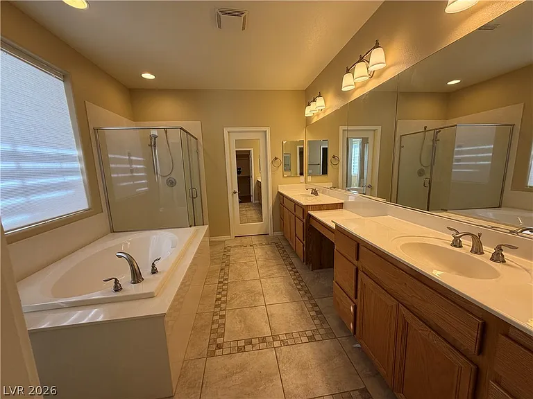 11398 Belmont Lake Dr #102 — Photo 30