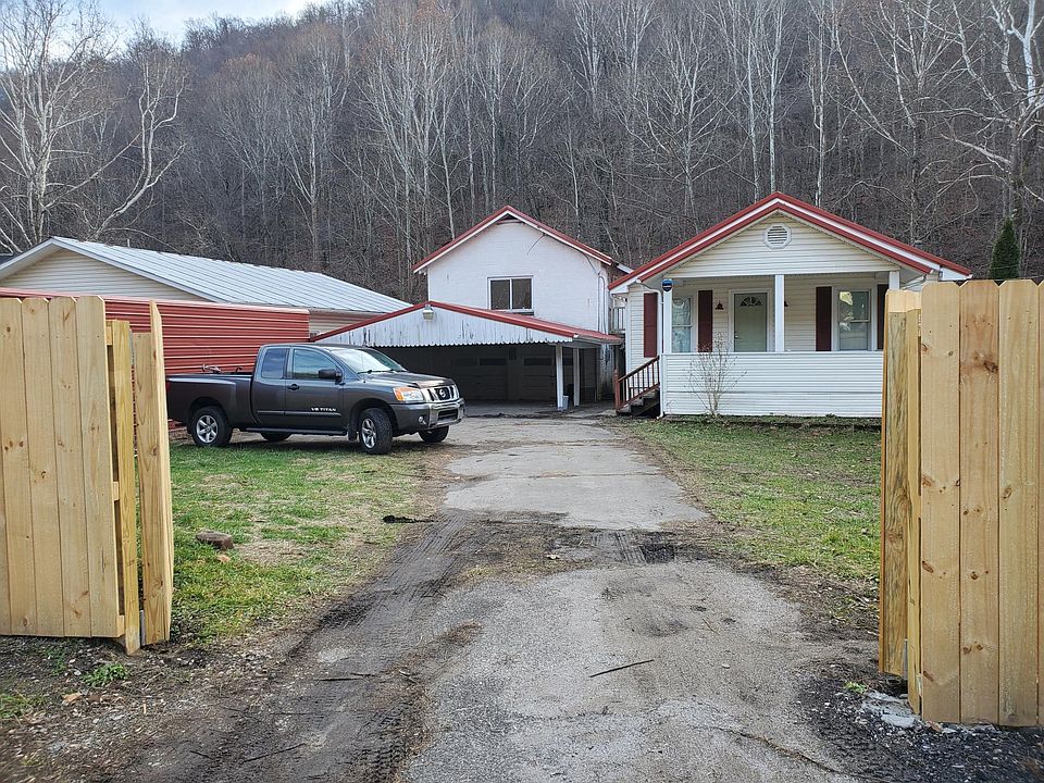 1st image of 458 Campbells Creek Dr