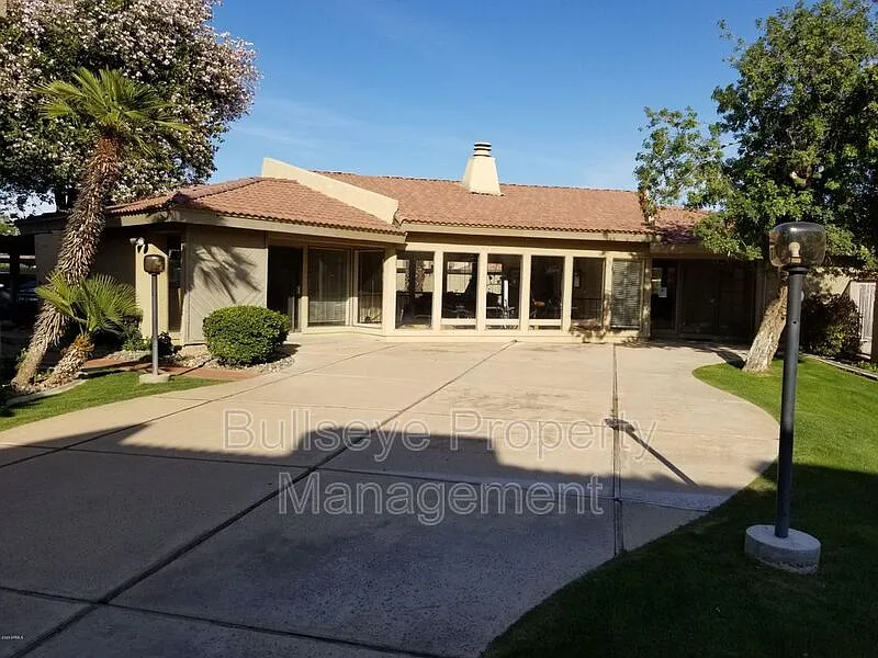 Building Photo - 1111 E University Dr #237