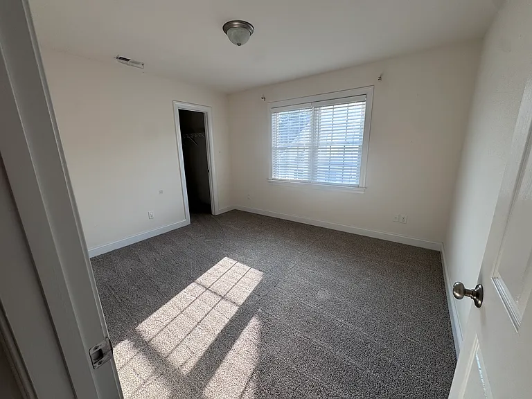 2912 Bayfront Way — Photo 15
