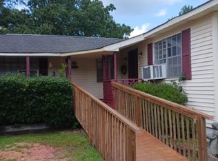 1500 Edgeworth Dr E, Northport, AL 35473