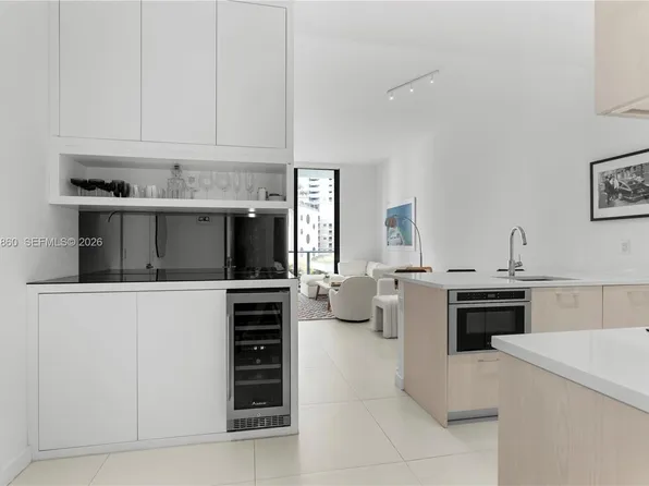501 NE 31st St Unit 204, Miami, FL 33137