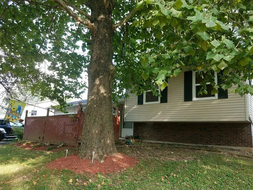 3392 Latonia Rd photo 1