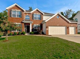 1633 Bentshire Ct, Ballwin, MO 63011