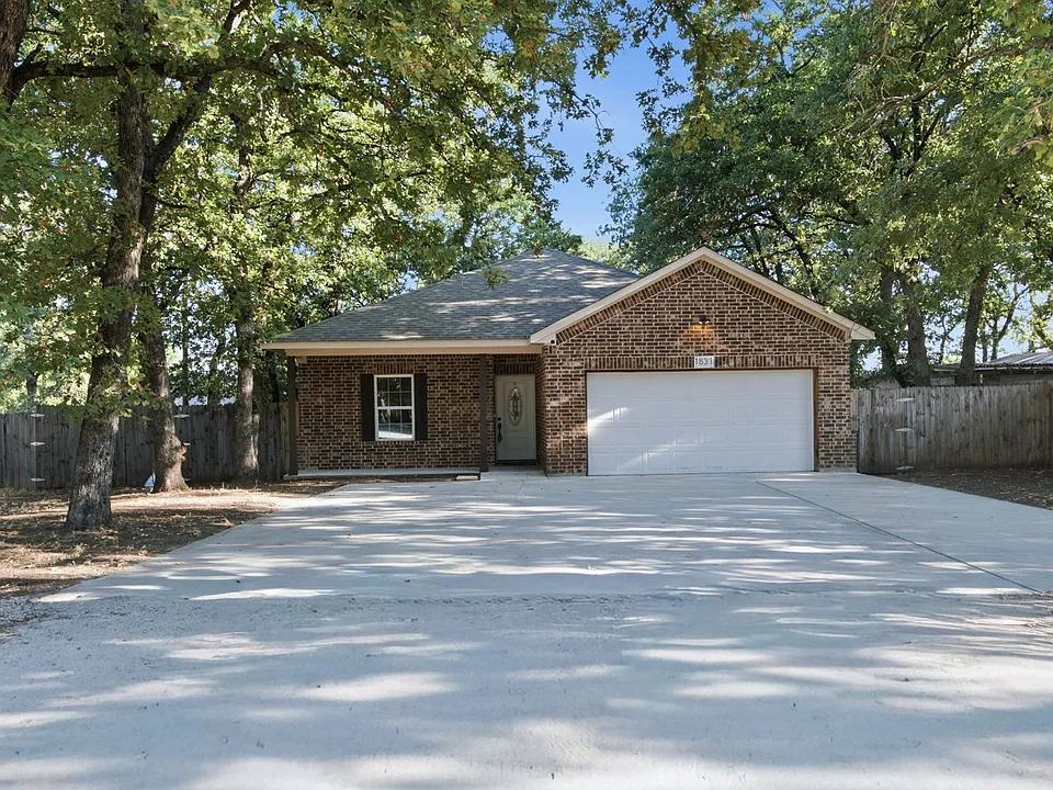 1837 Jennifer Ct