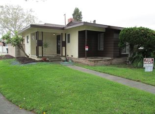 2703 Ostrom Ave, Long Beach, CA 90815