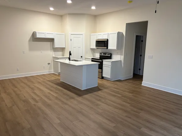 17017 W Kashmir St, Goddard, KS