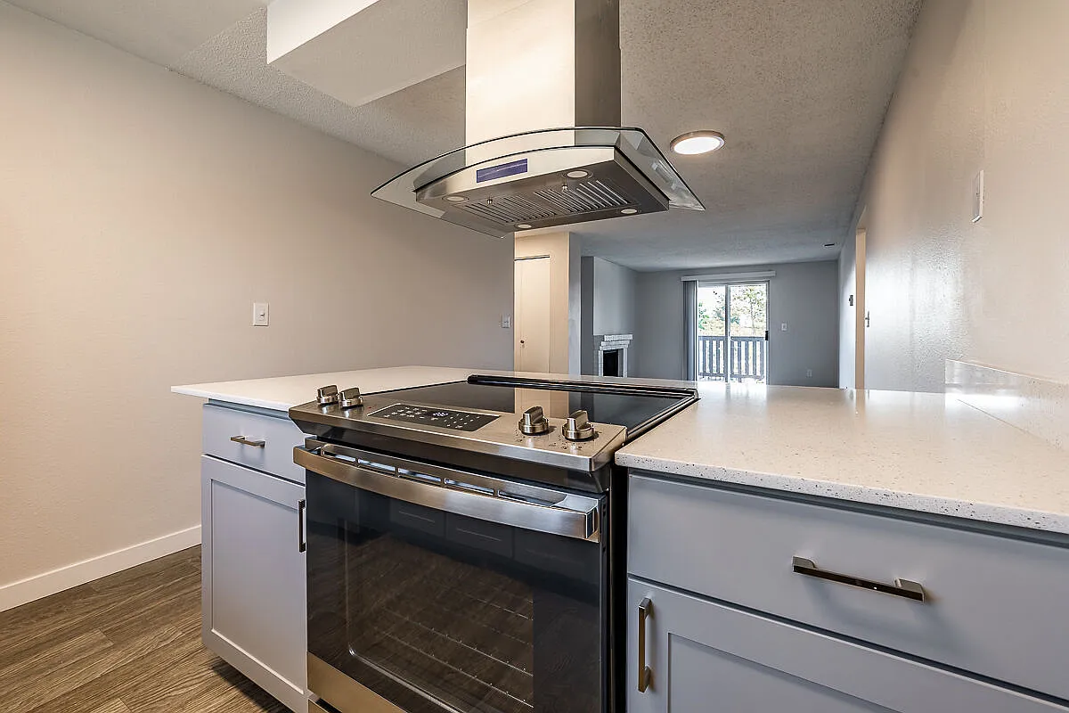 1202 Pearl — Photo 1