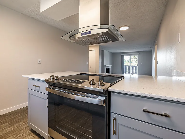 1202 Pearl — Photo 1