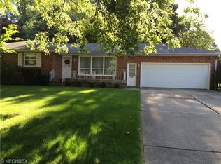 738 Deerfield Ln NE, Massillon, OH 44646