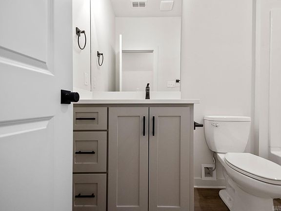 4th image of 2100 Junior Deputy Rd