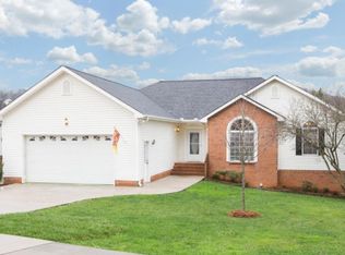 5673 Tucker Rd, Ooltewah, TN 37363