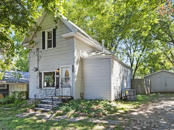 2074 N Lexington Avenue, Springfield, MO 65803