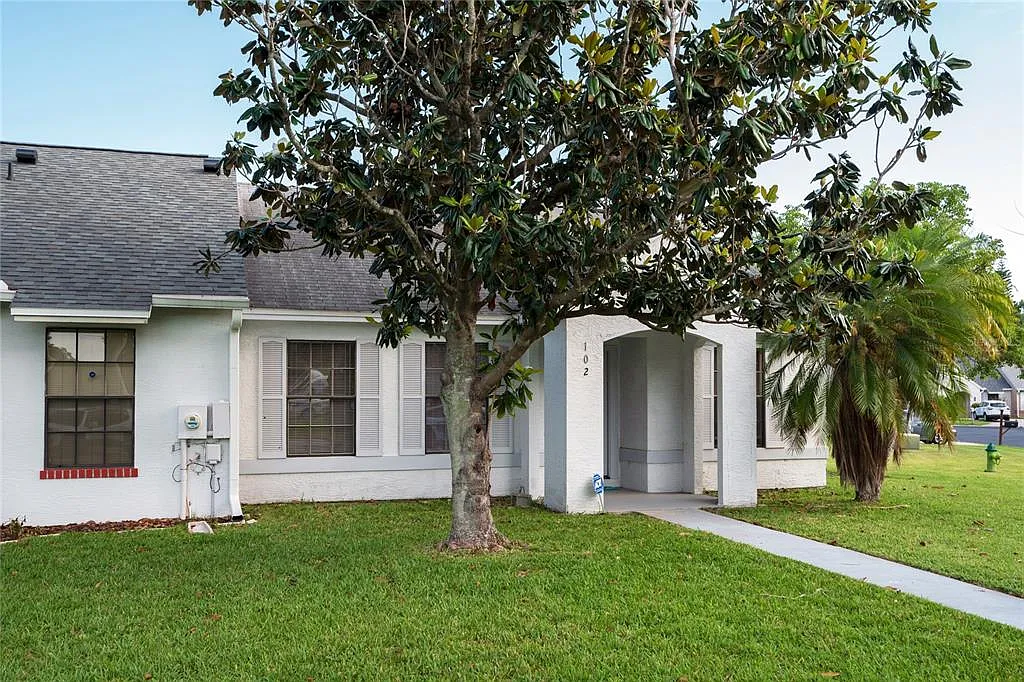 2 bed, 2.0 bath, 1068 sqft, $1,850 — Photo 4