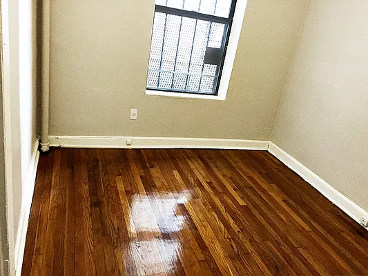 Rented by MNS | media 7