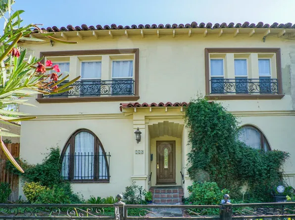752 N Van Ness Ave, Los Angeles, CA 90038