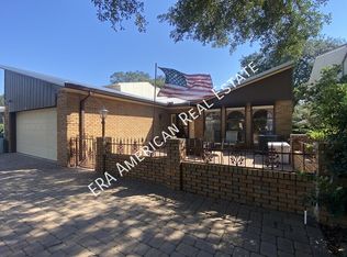 925 Holbrook Cir, Fort Walton Beach, FL 32547