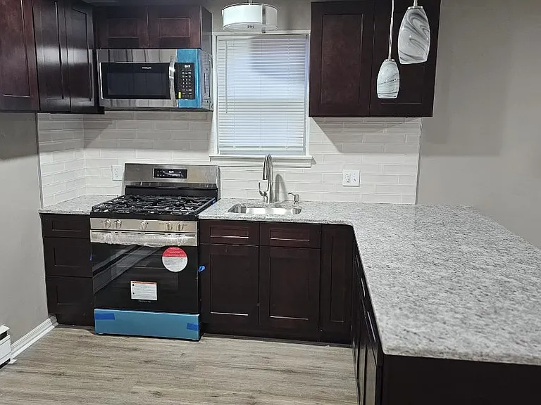 215 Elbridge St #2 — Photo 5