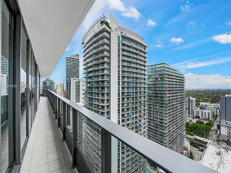 1000 Brickell Plz #3402 — Photo 42