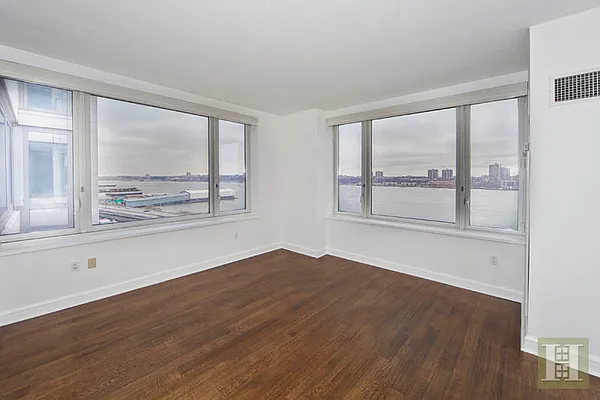 Rented by Halstead Real Estate | media 18