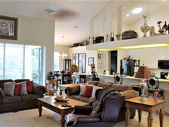 2nd image of 4332 Corso Venetia Blvd