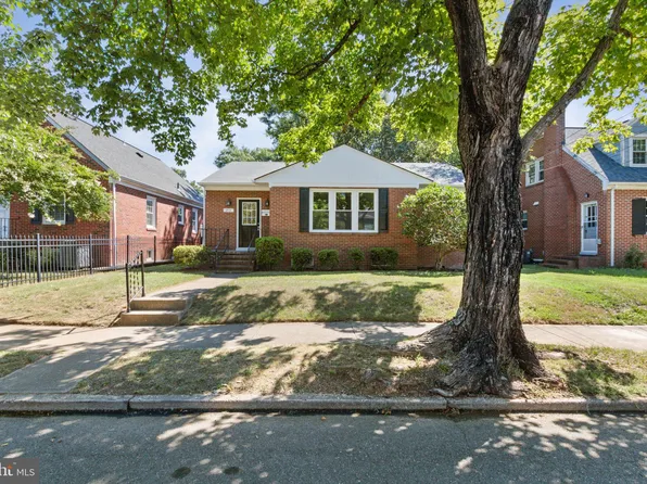 1213 Stafford Ave, Fredericksburg, VA 22401