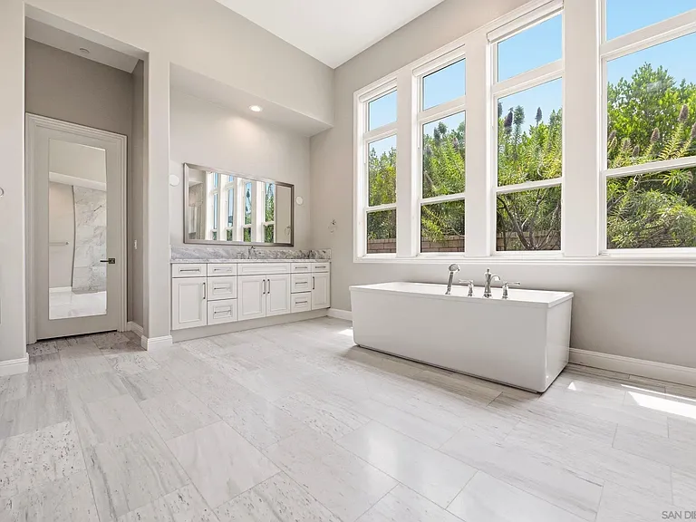 6210 Summit Crest Cir — Photo 17