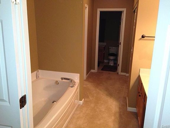 5th image of 3062 Willowbrook Way