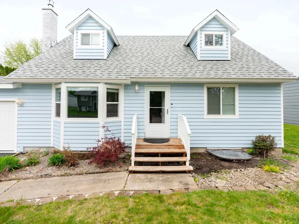5012 N Carol St, Newman Lake, WA 99025