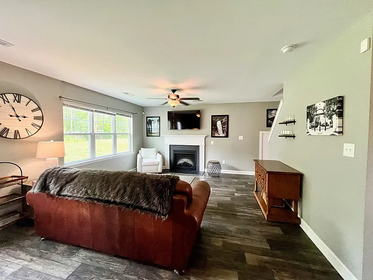 108 Wynstone Dr — Photo 5