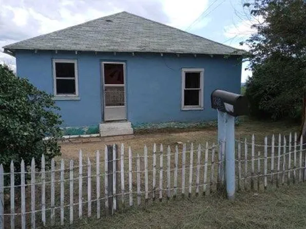 1146 Smith Ave, Trinidad, CO 81082