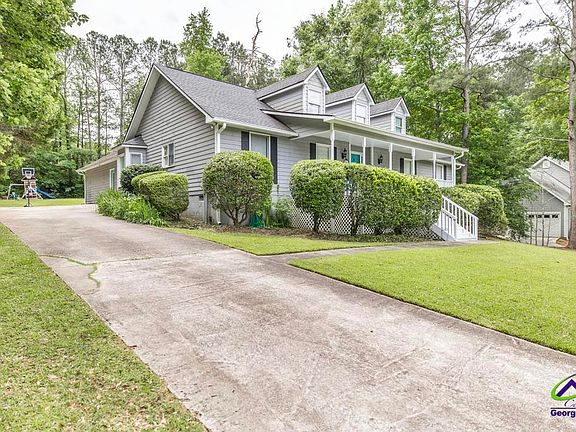 5th image of 202 Rivoli Oaks Dr