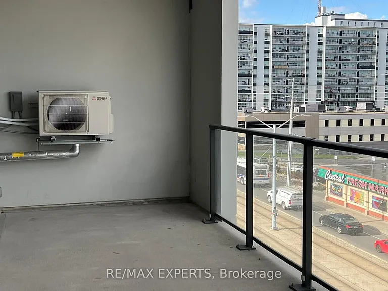 403 King St W #741 — Photo 13