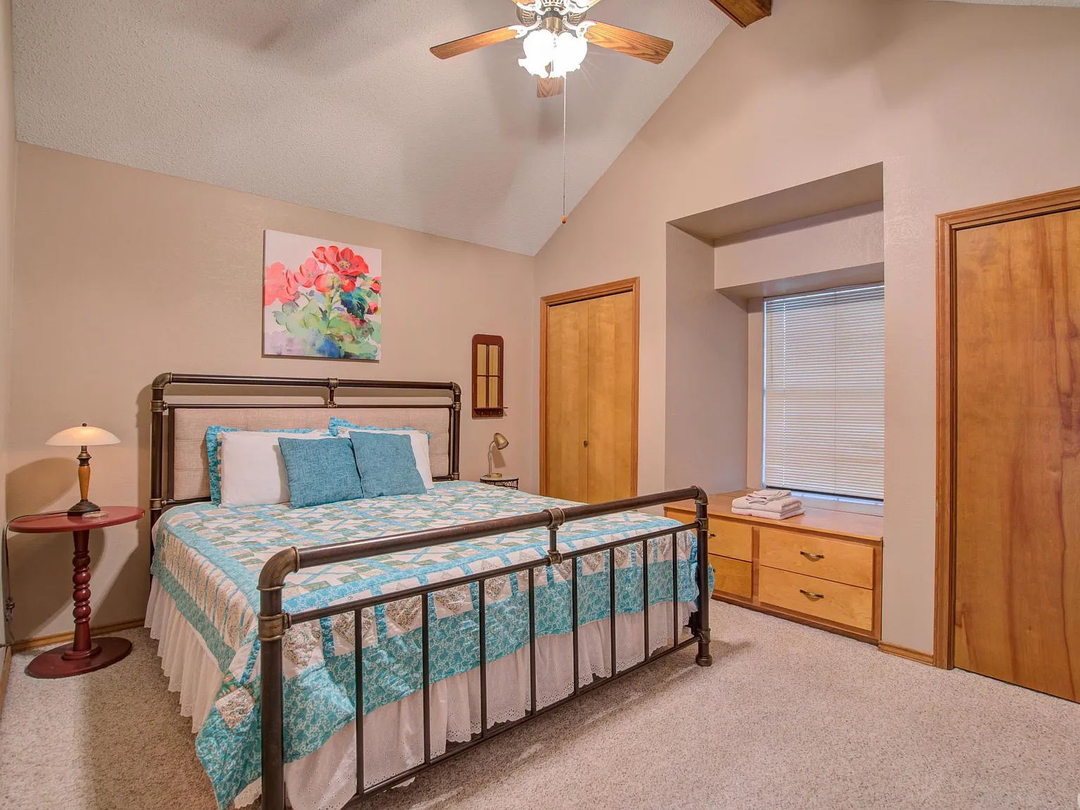 175 Heather Drive — Photo 2