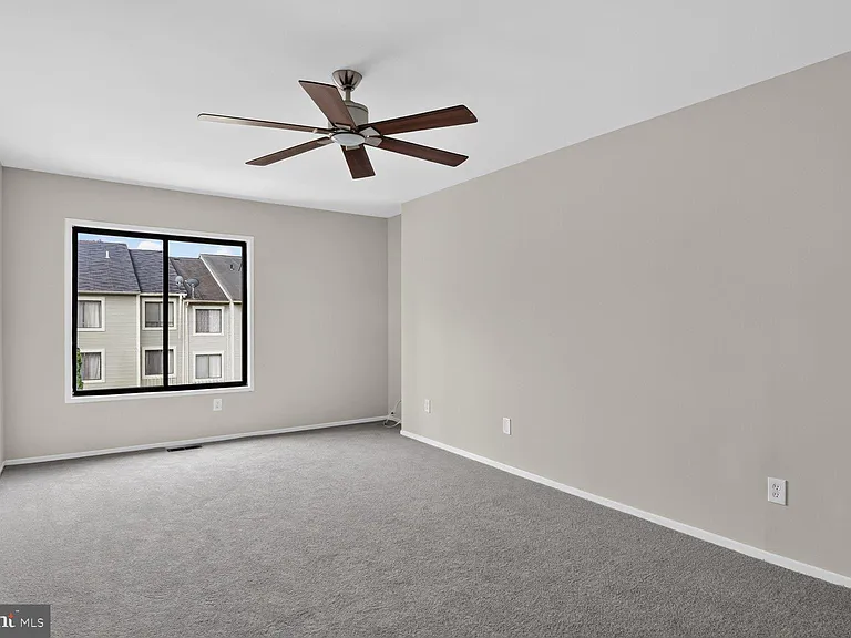 9305 Bathgate Ct — Photo 12