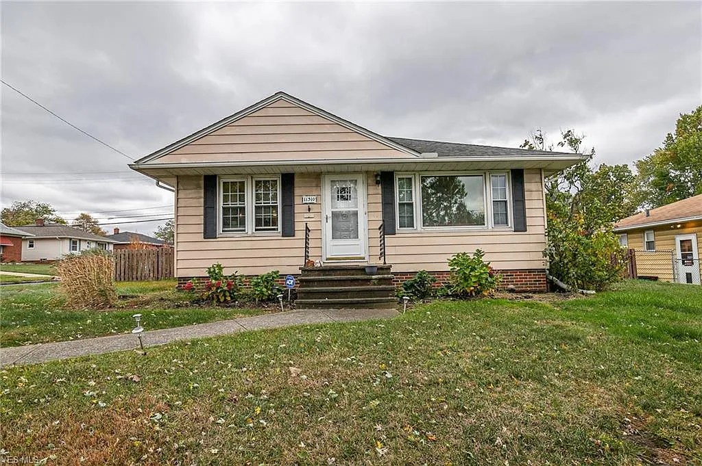 11310 Briarcliff Dr photo 1