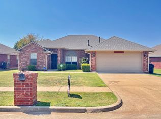 17505 Bronze Ln, Edmond, OK 73012