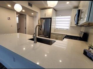 13000 SW 92nd Ave APT B114, Miami, FL 33176