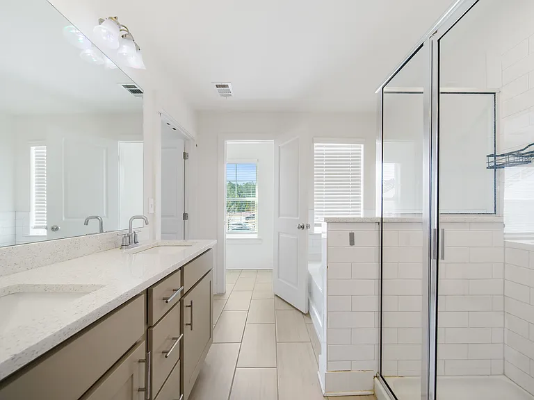 72 Garrison Dr — Photo 11