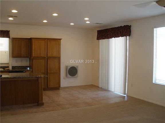 5th image of 658 Prosser Creek Pl