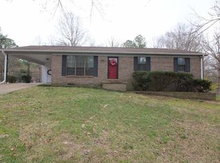 605 Parkburg Rd, Pinson, TN 38366