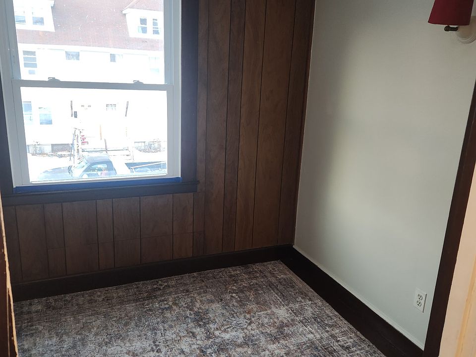 Bonus room makes great study.