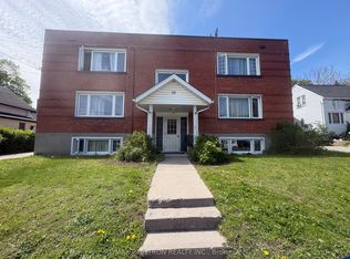 28 McColl St, Quinte West, ON K8V5L3