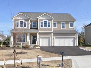 2612 Triple Crown Xing, Powell, OH 43065