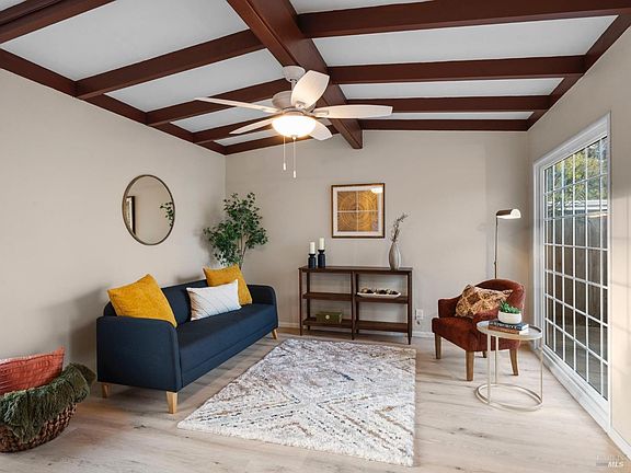 3rd image of 246 Los Altos Place