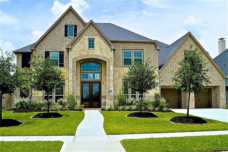 1st image of 2410 Brandyshire Dr
