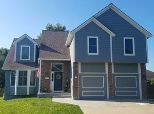 219 SW Marsh Wren St, Lees Summit, MO 64082