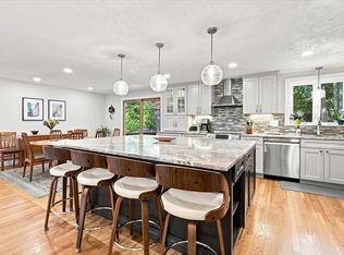 76 Westover Pkwy, Norwood, MA 02062